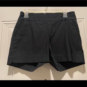 New York & Company 7thAvenue Black shorts Size: Medium
